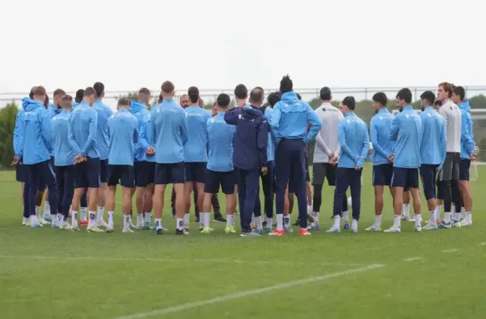 Trabzonspor'da, Fenerbahçe maçı öncesi derin sessizlik hakim