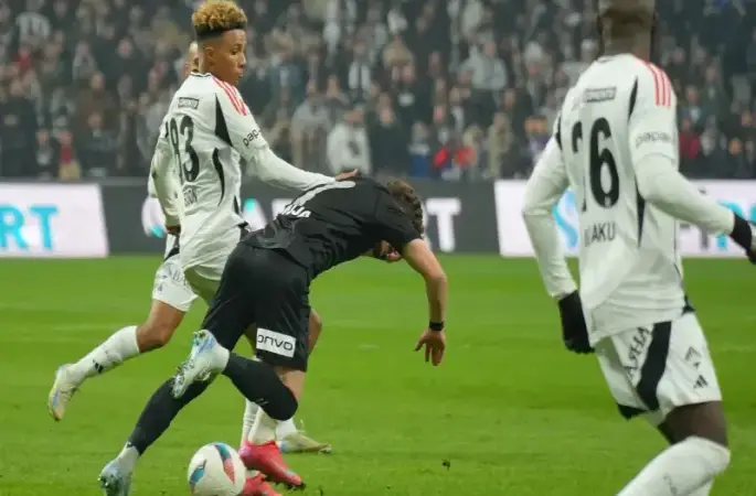 Beşiktaş- Samsunspor devreyi golsüz bitirdi