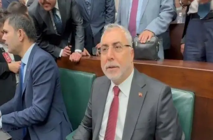 Bakan Işıkhan: "Ev hanımlarına emeklilik düzenlemesini 2028’e gelmeden tamamlayacağız"