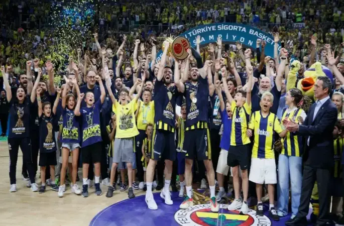 Basketbol Süper Ligi’nde şampiyon Fenerbahçe