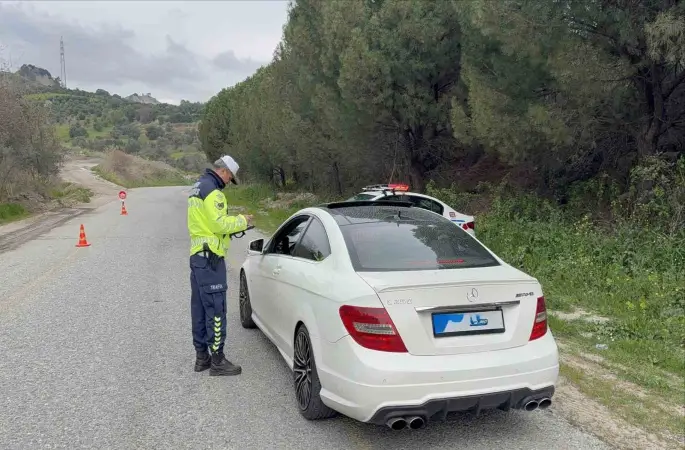 Aydın’da Çember operasyonunda 55 aranan şahıs yakalandı
