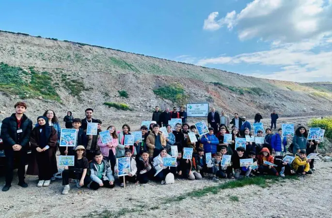 Aydın’da Orman Haftası’nda fidanlar toprakla buluştu
