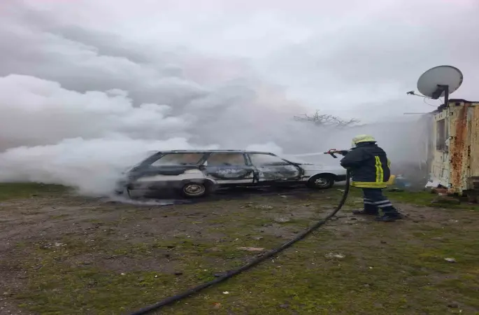 Ayvacık’ta araç yangını
