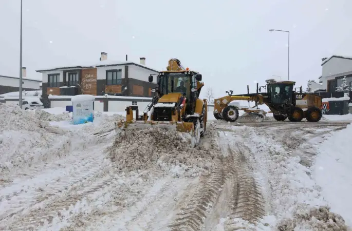Aziziye’de karla mücadele seferberliği
