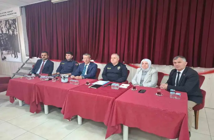 Babaeski’de okul güvenliği toplantısı gerçekleştirildi
