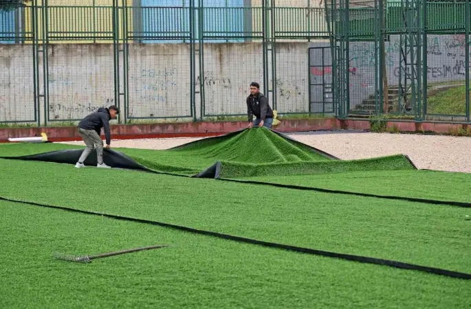 Bağlarbaşı spor tesisleri yenileniyor
