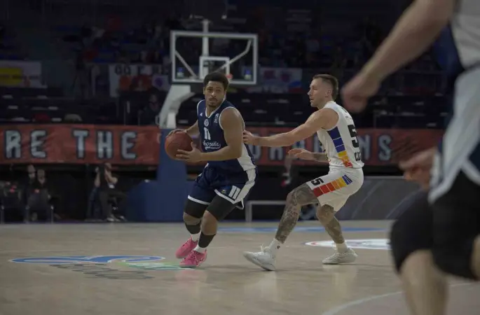 Bahçeşehir Koleji yarı finalde
