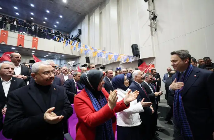 Bakan Bayraktar: "Biz gece gündüz petrol arıyoruz, doğalgaz arıyoruz"
