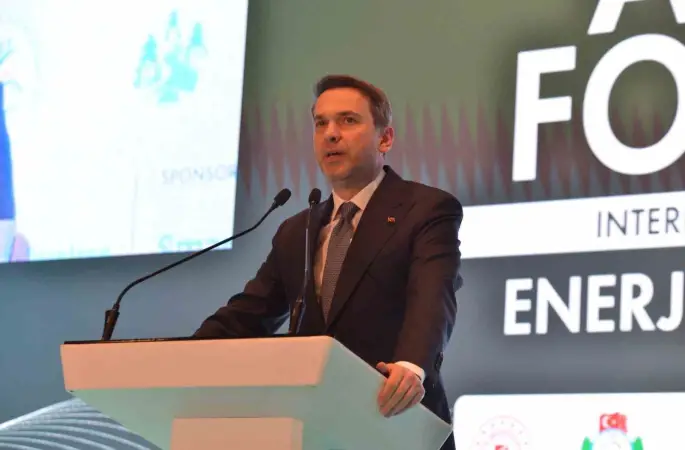 Bakan Bayraktar: "Karadeniz’de altı yeni sondaj yapacağız keşif amaçlı"
