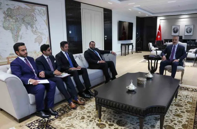 Bakan Fidan, Katarlı mevkidaşı Al-Khulaifi ile bir araya geldi
