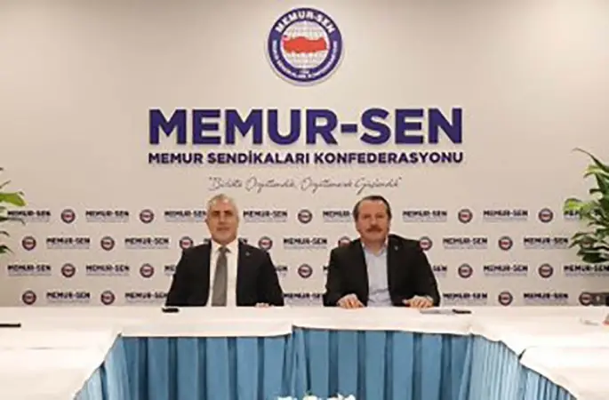 Bakan Işıkhan, Memur-Sen’i ziyaret etti
