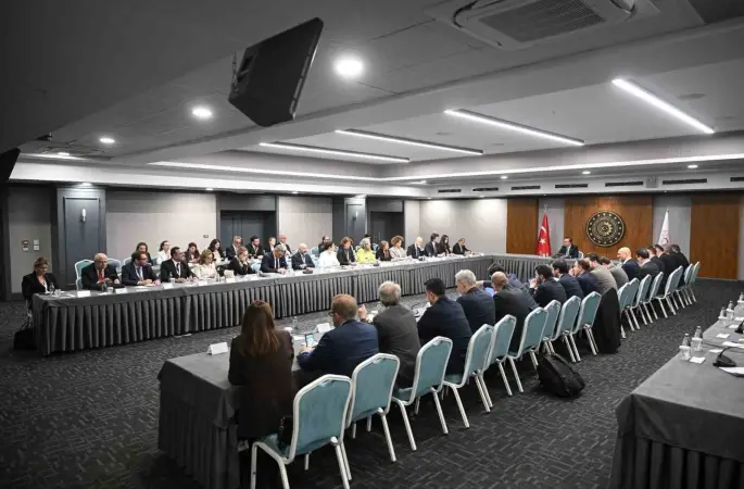 Bakan Kacır: "Türkiye olarak uluslararası ortaklıklarımızı güçlendirmeye devam ediyor; kurulan her iş birliğini önemli bir adım olarak görüyoruz"
