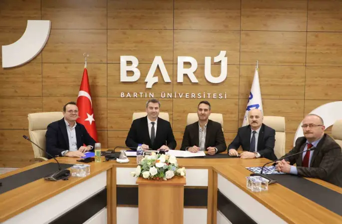 BARÜ ile Türkiye İş Bankası arasında maaş promosyon protokolü imzalandı
