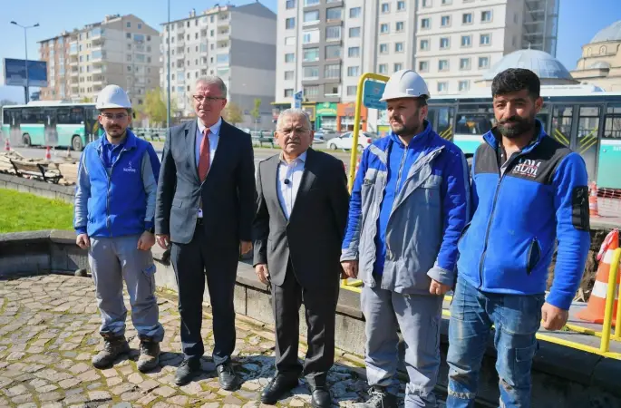 Başkan Büyükkılıç, 11 adet yaya üst geçidi projesinin ilk etap çalışmalarını inceledi
