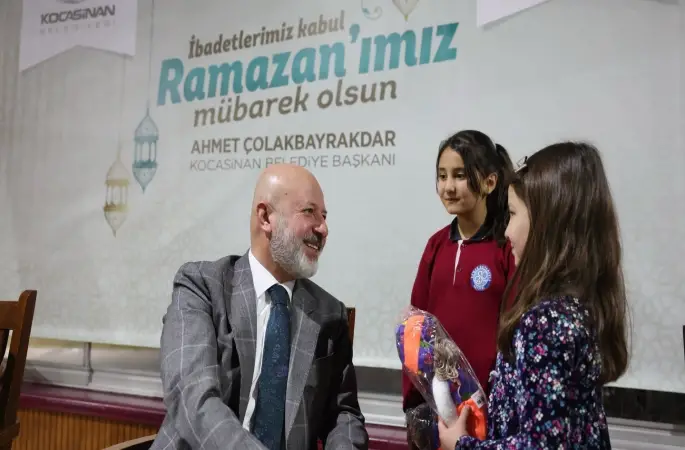 Başkan Çolakbayrakdar: "Hemşehrilerimizin huzurlu bir bayram geçirmeleri için çalışıyoruz"
