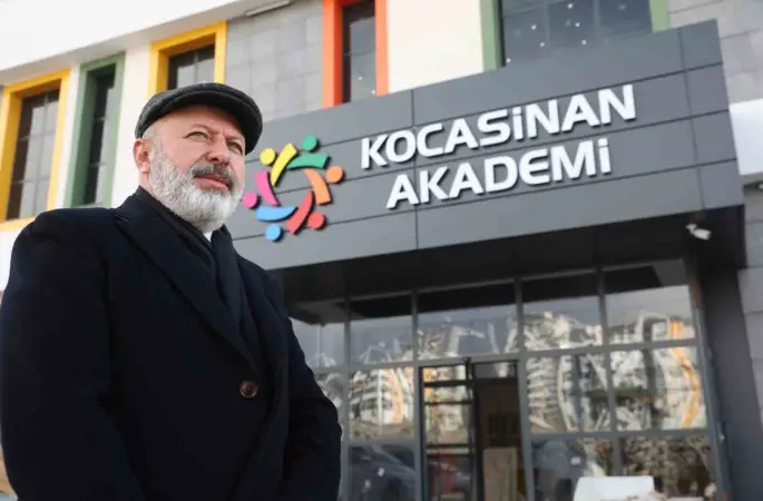 Başkan Çolakbayrakdar: Tesislerimizle hemşehrilerimizin hayatına ve Kocasinan’a değer katıyoruz"
