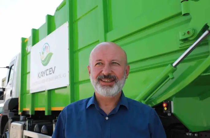 Başkan Çolakbayrakdar: "Türkiye’de ilk olan sistemle geri dönüşümde de öncüyüz"
