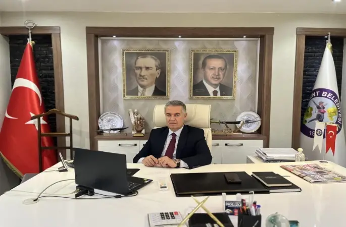 Başkan Erol: "Bayramlar, gönüllerin birleştiği, kırgınlıkların unutulduğu en özel zamanlardır"
