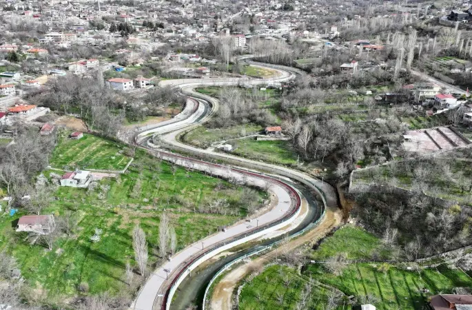 Başkan Geçit, "Beylerderesi Yaşam Vadisi Projesi Yeşilyurt’a özel değerler kazandıracak"
