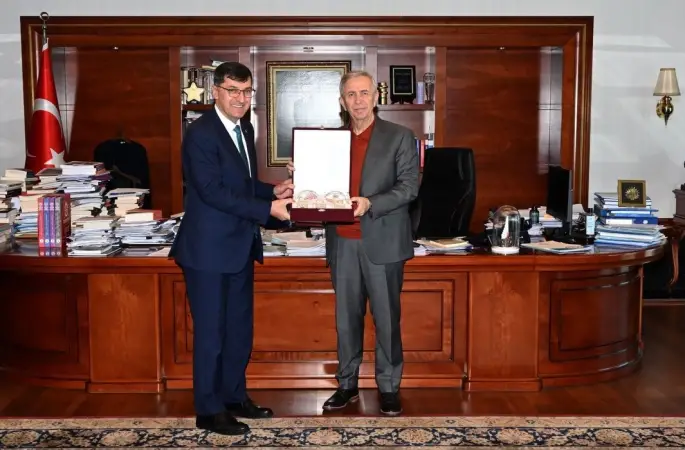 Başkan Kahveci, Mansur Yavaş ile ortak yatırım alanlarını ele aldı
