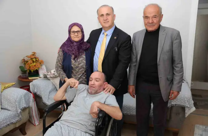 Başkan Kaya engelli İskender’in isteğini yerine getirdi
