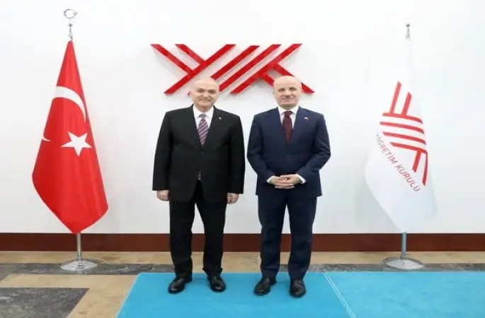 Başkan Özlü, YÖK başkanı ile görüştü
