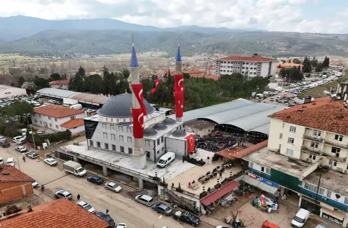 Başkan Pütün; "Beyağaç’a anlamlı bir eser daha kazandırmanın mutluluğunu yaşadık"
