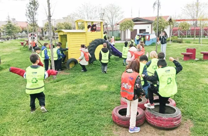 Başkan Sandıkçı: "Çocuklarımıza doğa ve çevre bilinci kazandırıyoruz"
