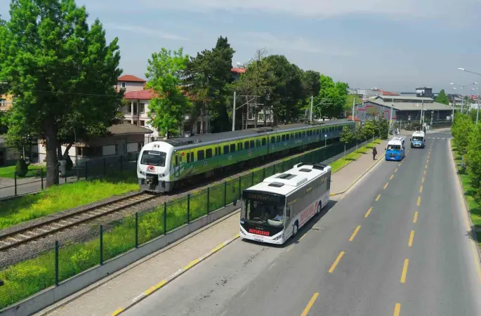 Belediye otobüsleri, metrobüs ve ADARAY bayramda ücretsiz olacak
