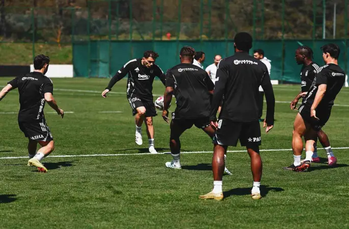 Beşiktaş, Fatih Karagümrük maçı hazırlıklarını tamamladı
