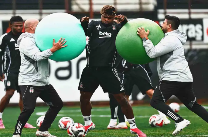 Beşiktaş kondisyon ve taktik çalıştı
