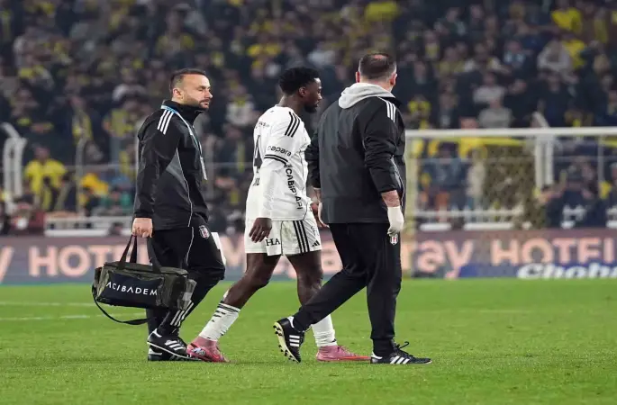 Beşiktaş’ta Ndidi cezalı duruma düştü
