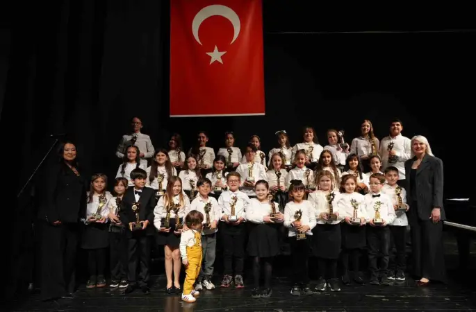 Bilecikli genç sanatçılar Bursa’daki müzik festivalinde sahne aldı
