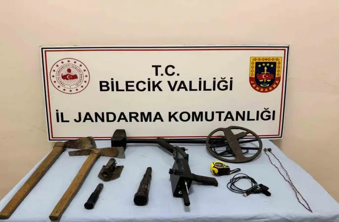 Bilecik’te define operasyonu: 3 şüpheli suçüstü yakalandı
