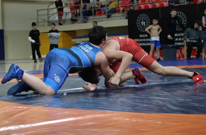 Bilecik’te Küçükler Serbest Stil Güreş İl Seçmesi tamamlandı
