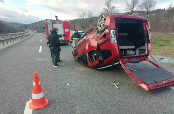 Bilecik’te otomobil takla attı: 4 yaralı
