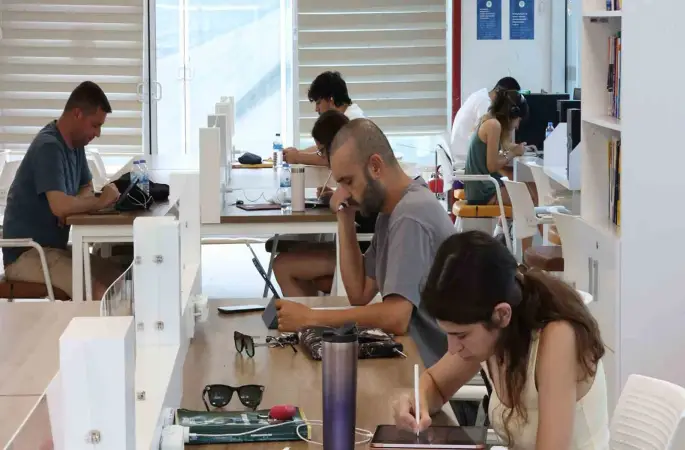 Bilginin merkezi kütüphanelere yoğun ilgi
