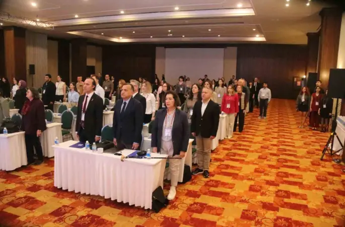 Bilim dünyası Parkinson’da geleceğin tedavilerini konuştu
