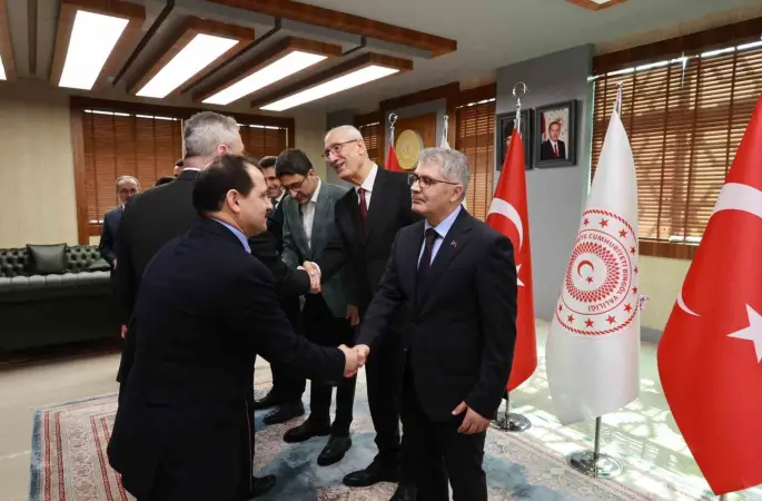 Bingöl’de resmi bayramlaşma töreni düzenlendi
