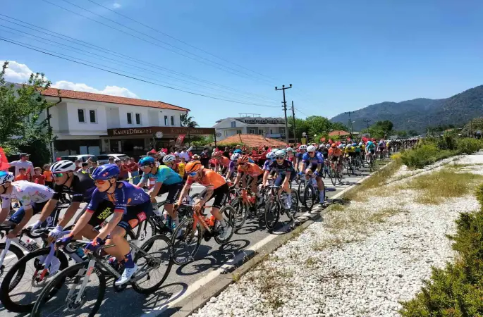 Bisikletçilere Köyceğiz’de alkışlı destek
