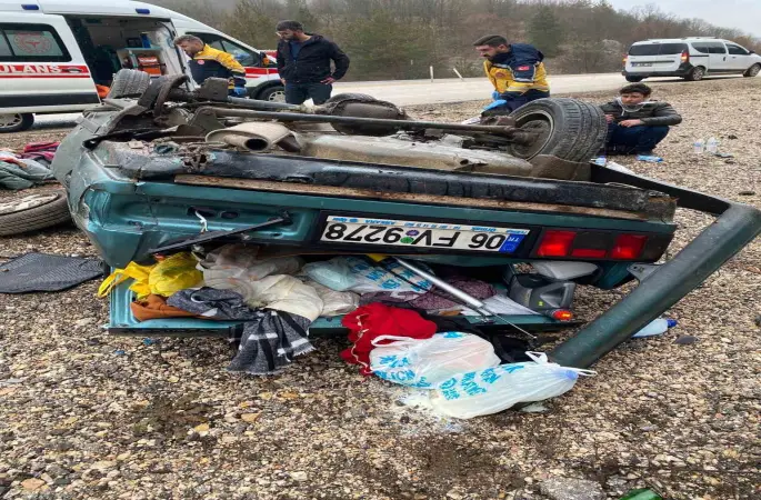 Bolu’da otomobil takla attı, 4 kişi yaralandı
