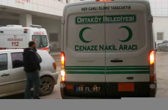 Boşanma aşamasındaki eşini babasının mezarı başında öldürdü, baldızını ağır yaraladı
