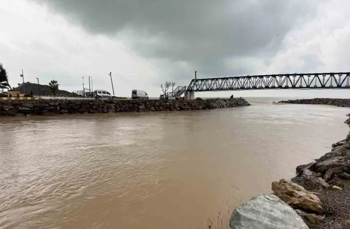 Bozyazı sel riskine karşı teyakkuzda
