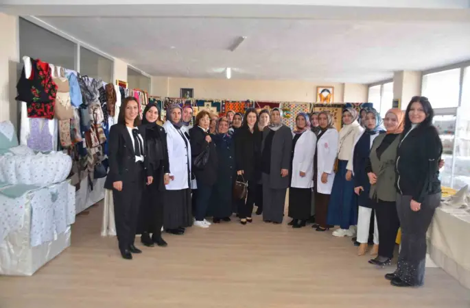 Bulanık’ta kadınların el emeği göz nuru görücüye çıktı
