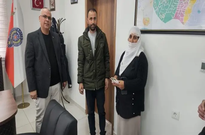 Bulanık’ta örnek davranış: Para dolu cüzdan sahibine teslim edildi
