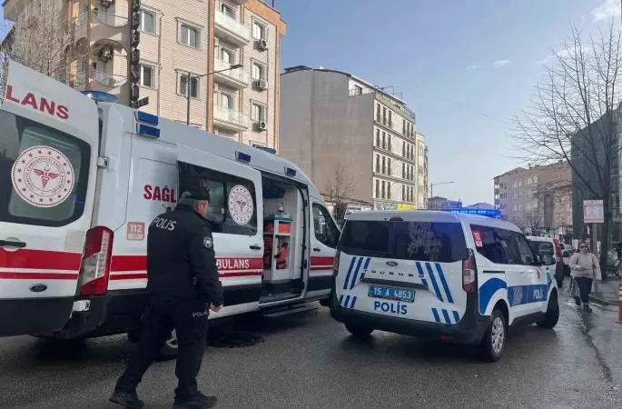 Burdur’da elektrikli bisiklet ile otomobil çarpıştı: 1 yaralı
