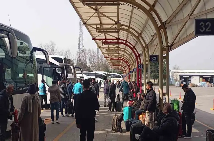 Bursa Şehirlerarası Otobüs Terminali’nde bayram yoğunluğu başladı
