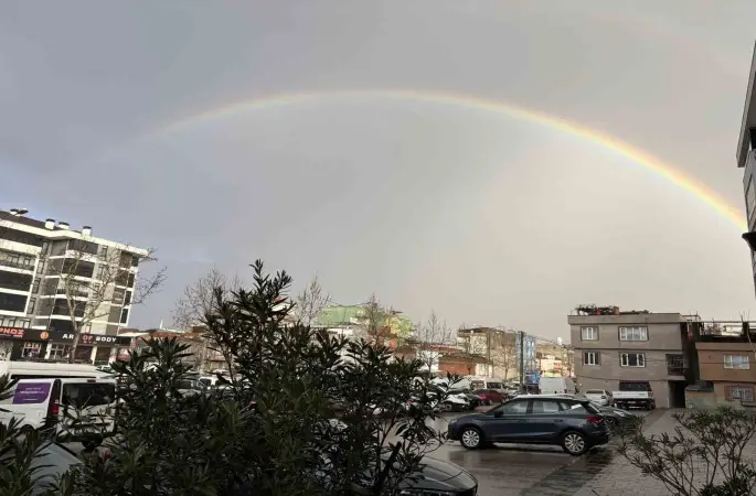 Bursa’da gökkuşağı hayran bıraktı
