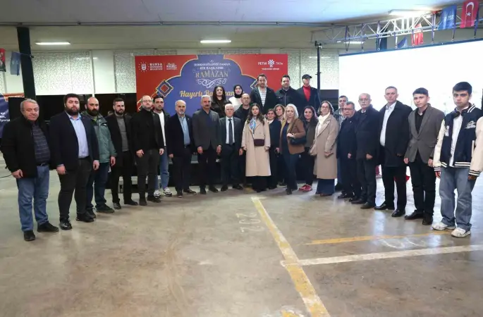 Bursa’da gönüller Büyükşehir’in iftar sofrasında buluştu
