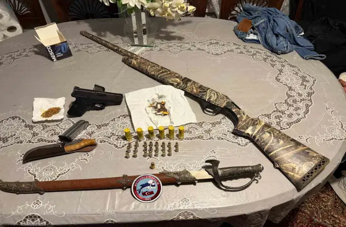 Bursa’da huzur uygulaması: Silah ve mühimmat ele geçirildi
